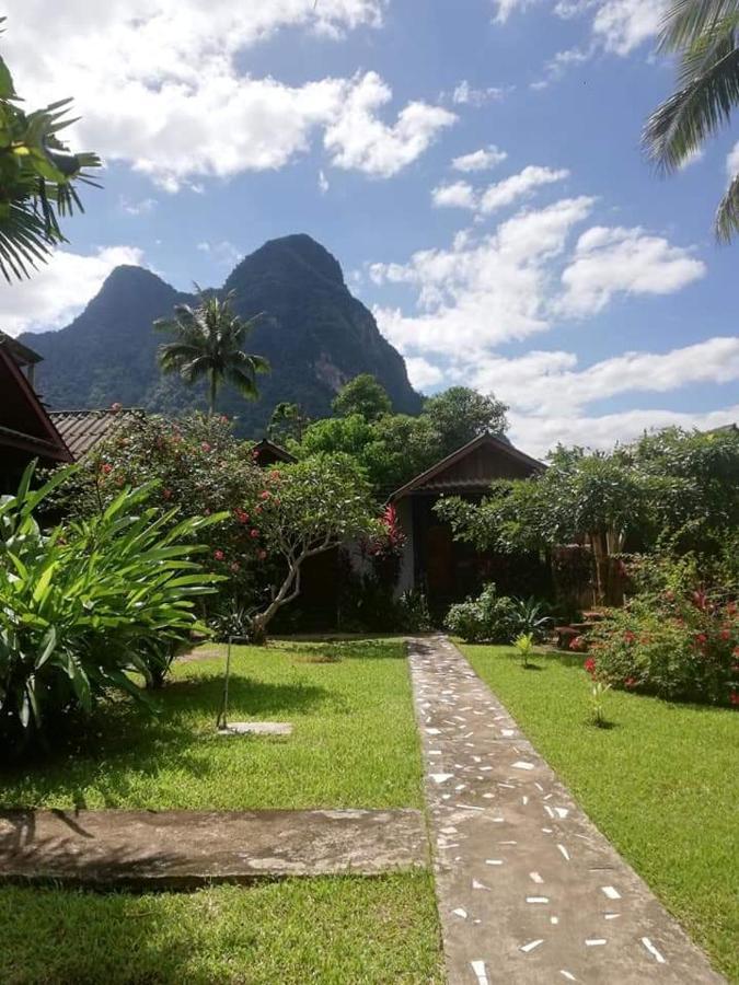 Lattanavongsa Guesthouse And Bungalows Muang Ngoi Luaran gambar