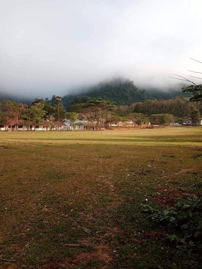 Lattanavongsa Guesthouse And Bungalows Muang Ngoi Luaran gambar