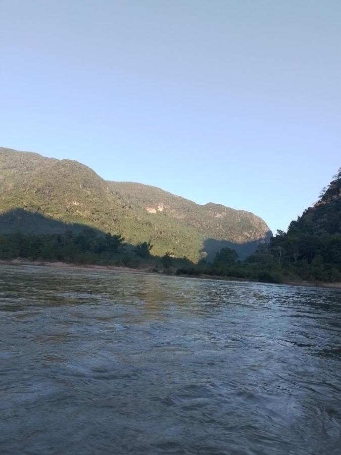 Lattanavongsa Guesthouse And Bungalows Muang Ngoi Luaran gambar