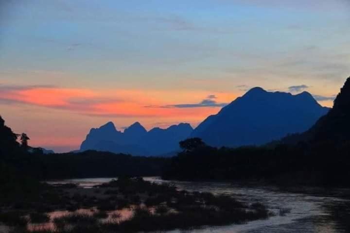 Lattanavongsa Guesthouse And Bungalows Muang Ngoi Luaran gambar