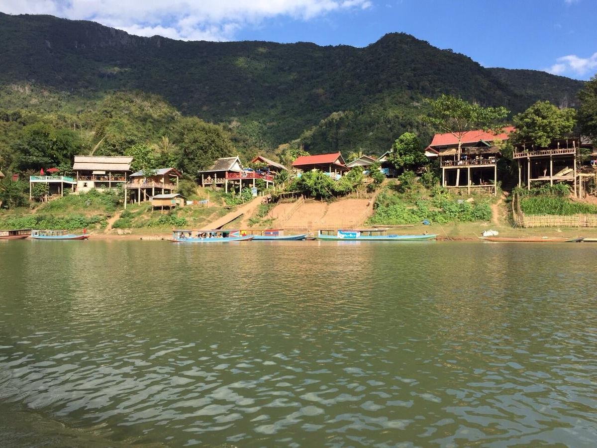 Lattanavongsa Guesthouse And Bungalows Muang Ngoi Luaran gambar