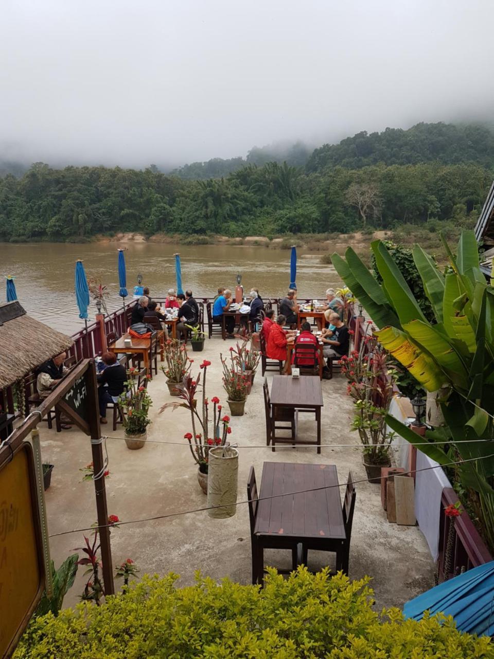 Lattanavongsa Guesthouse And Bungalows Muang Ngoi Luaran gambar