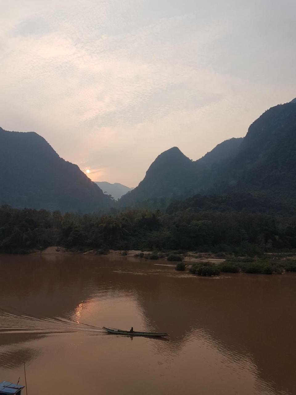 Lattanavongsa Guesthouse And Bungalows Muang Ngoi Luaran gambar