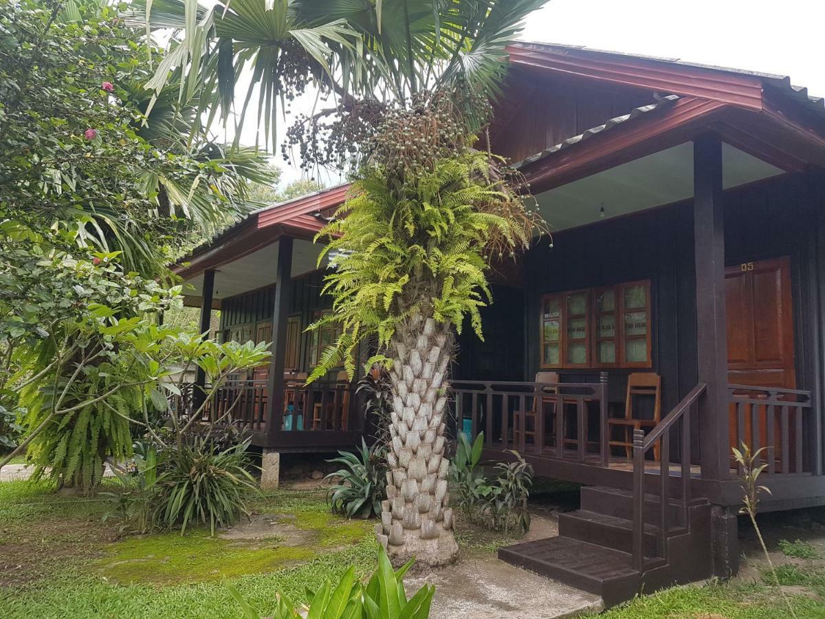 Lattanavongsa Guesthouse And Bungalows Muang Ngoi Luaran gambar